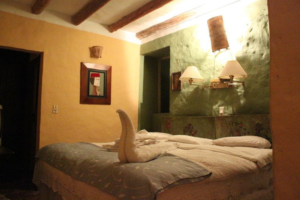 La De San Antonio Hotel